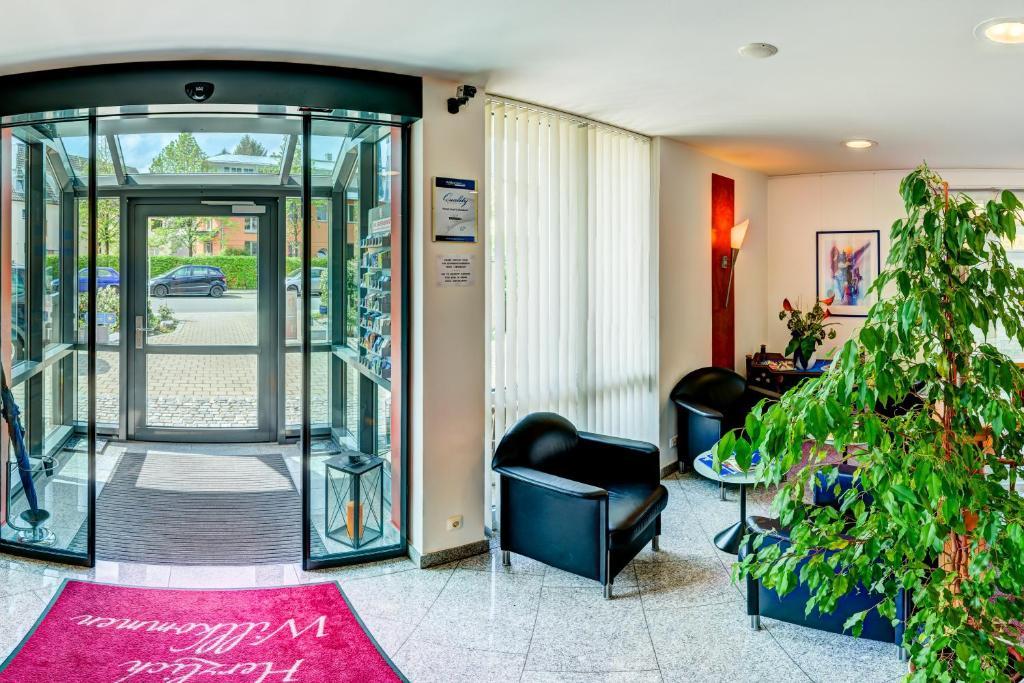 Hotel Graf Lehndorff Zur Messe Munich Exterior photo